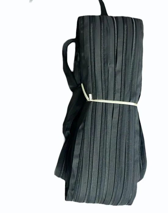 Jain 8 No. Black CFC Zipper Roll (2)